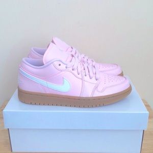 💖💖NIKE AIR JORDAN 1 LOW SNEAKERS💖💖